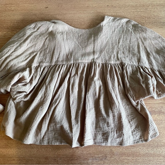 Blue Anemone Fawn Linen Blouse - Picture 7 of 7